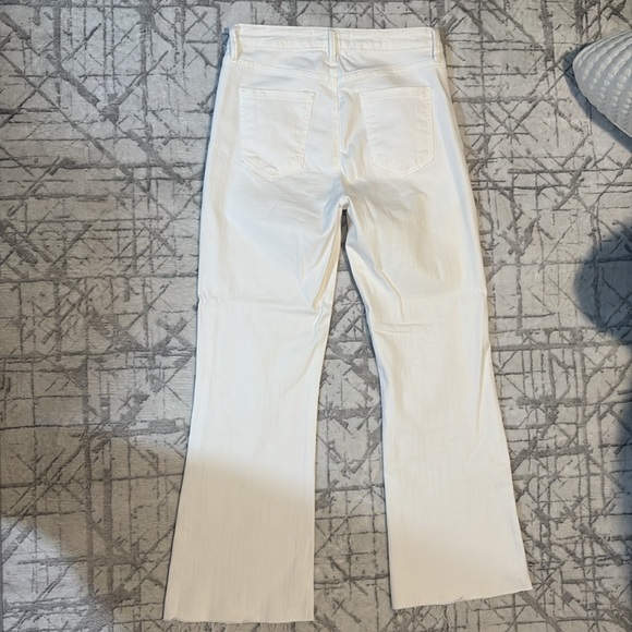 Just Black Denim High Rise Flare Jean— white— size 28 - Picture 2 of 3